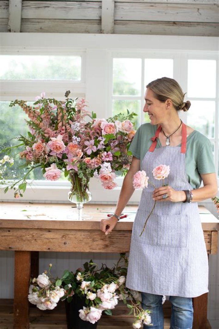 Erin Benzakein Net Worth: A Comprehensive Guide to Her Success and Achievements