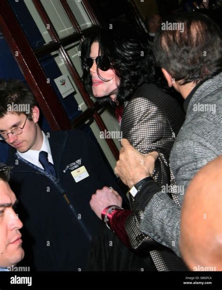 Michael Jackson Sightings: Unraveling the Mystery Behind the King of Pop&rsquo;s Posthumous Appearances